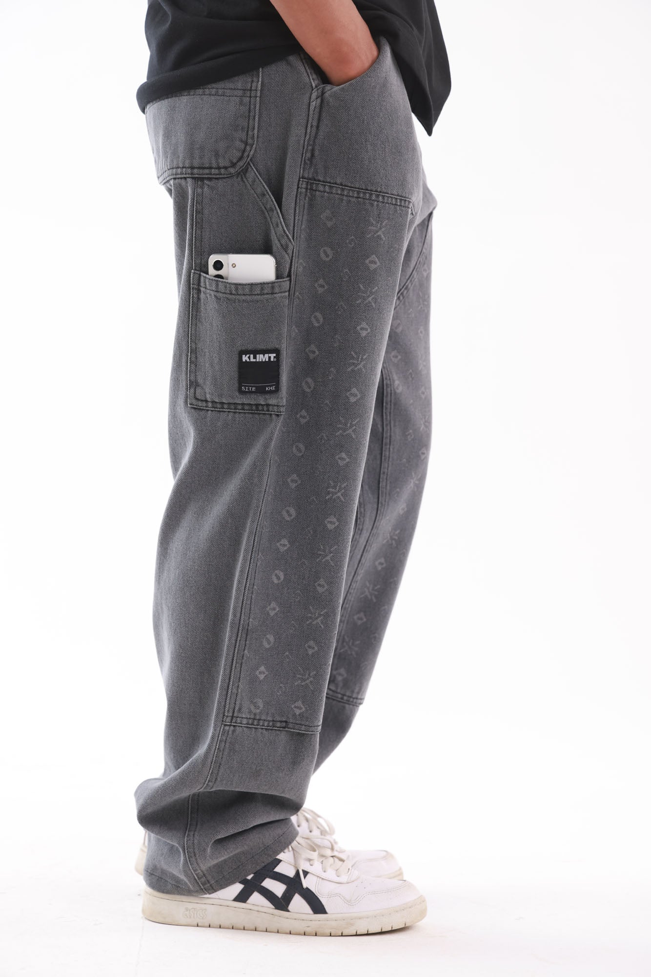 Double Knee Engraved Denim Jeans - Image 8