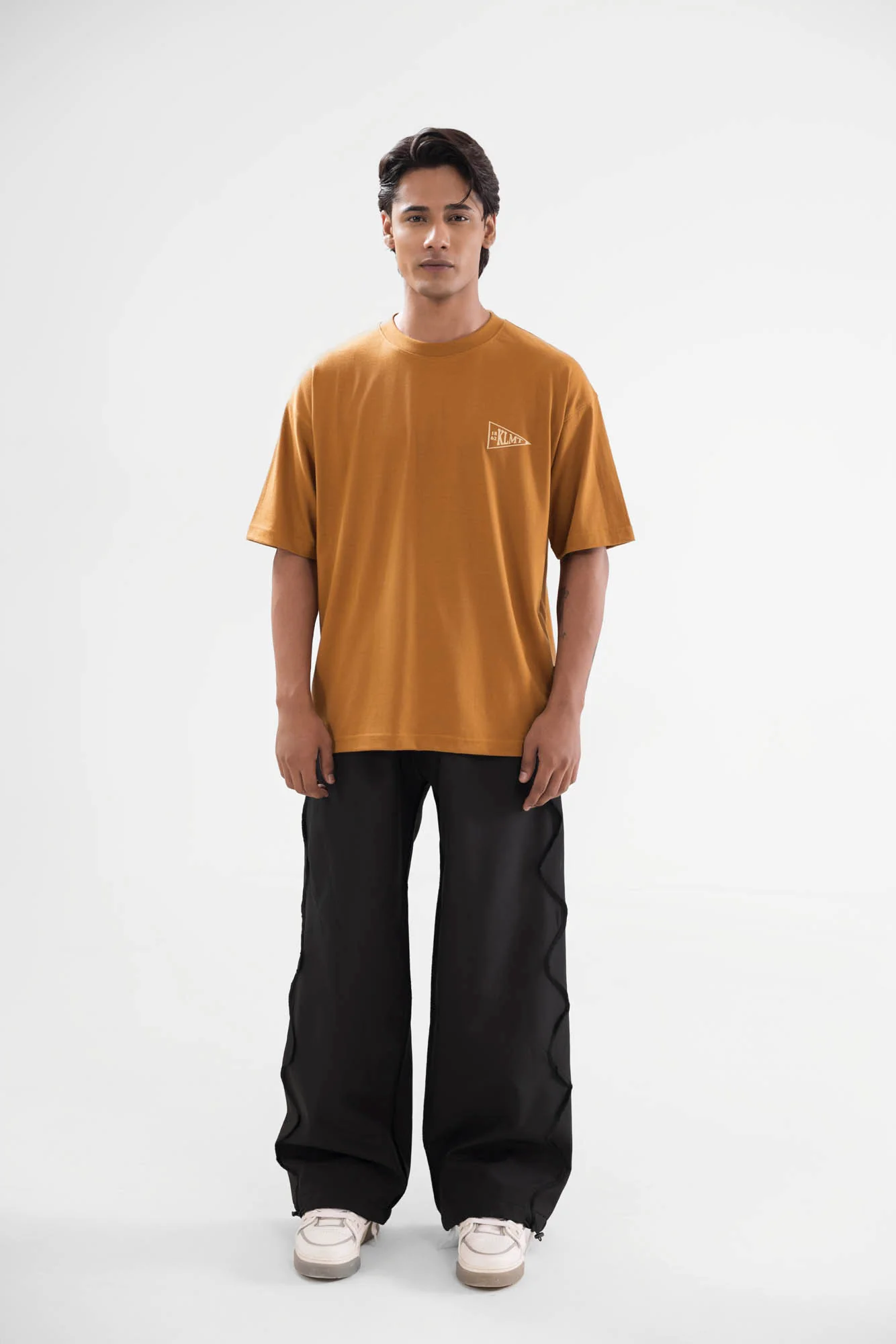 Wavy Tech Tracks - 2 Colours - Image 3