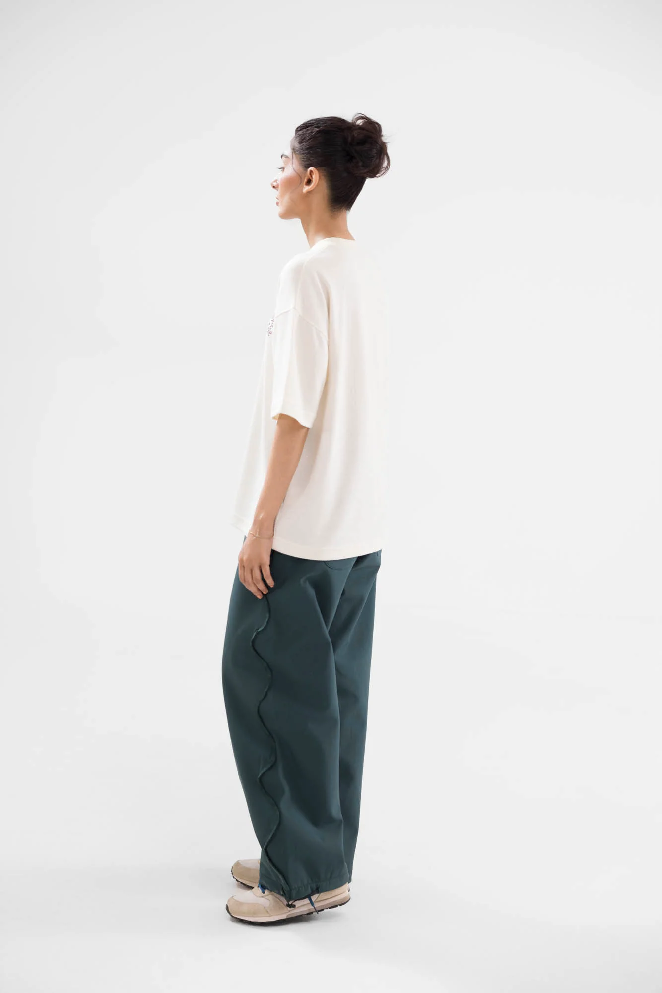 Wavy Tech Tracks - 2 Colours - Image 9